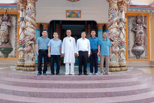 ĐOÀN VĂN PHÒNG TRUNG ƯƠNG ĐẢNG THAM QUAN TÒA THÁNH VÀO NGÀY 05-11-GIÁP THÌN (DL 05-12-2024)